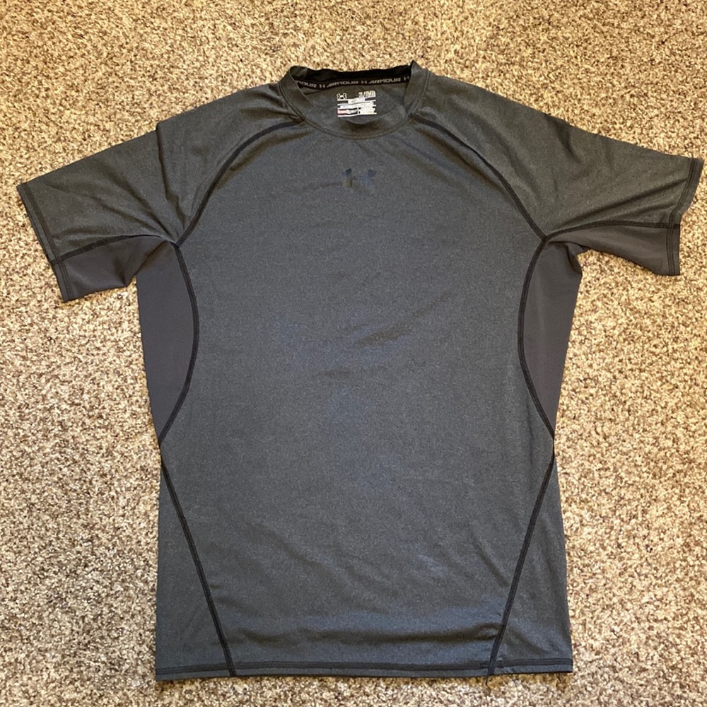 Under Armour heat gear compression Tshirt